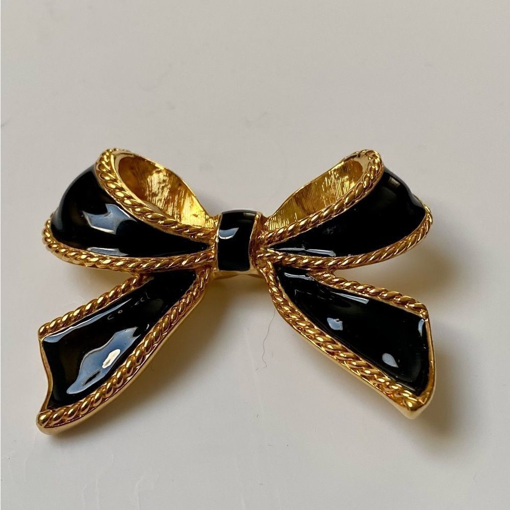 KJL Avon Black Bow Camelot Collection Necklace Enhancer